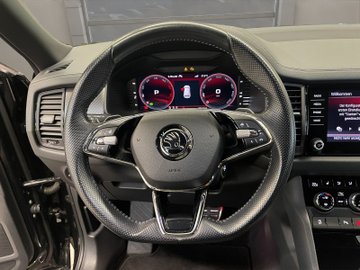 Kodiaq 2.0 TDI 4x4 Sportline DCC AHK AUT Kam. LM – Bild 11