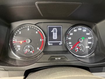 Crafter 35 2.0 TDI Kasten FWD mittellang AHK AUT – Bild 12