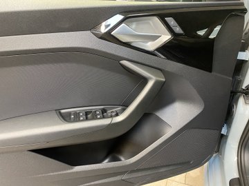 A1 Sportback 30 1.0 TFSI S-Line S-line ACC AUT – Bild 9