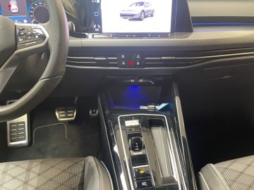 Golf VIII 1.5 eTSI R-Line IQLight ACC AHK – Bild 14