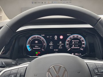 T7 Multivan Life Edition TDI DSG lang IQLight LM – Bild 12