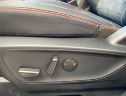 Kuga 2.5 Duratec PHEV ST-Line X ACC AUT Kam. HUD