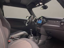 Mini One Cabrio Essential Trim LED PDC SHZ