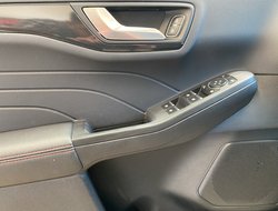 Kuga 2.5 Duratec PHEV ST-Line X ACC AUT Kam. HUD