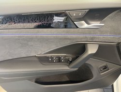 Tayron R-Line 2.0 l TDI 4MOTION DSG DCC Pano ACC