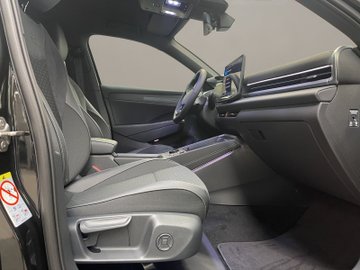T-Roc R-Line 1.5 l eTSI OPF DSG R-Line IQLight – Bild 18