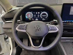 T-Roc Life 1.5 l eTSI OPF  DSG ACC AUT Kam. Navi