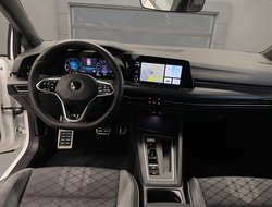 Golf VIII 2.0 TDI R-Line R-Line ACC AHK AUT Navi