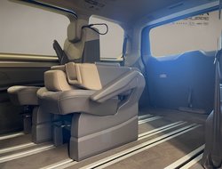 Multivan 1.4 TSI Style Pano IQLight ACC AUT Kam.