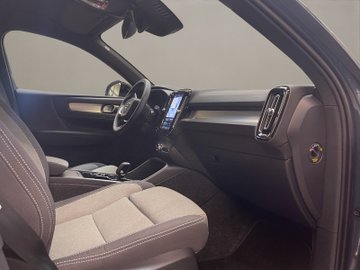 XC40 B4 Plus Black Edition ACC AUT Kam. Navi 360 – Bild 18