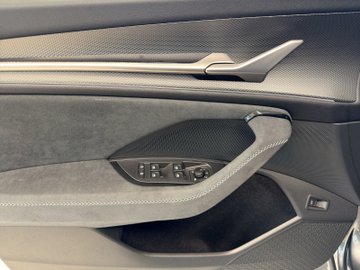 Kodiaq 4x4 Sportline DCC ACC AHK Navi Pano – Bild 9