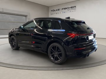 Q4 quattro  e-tron W Pano AHK AUT Navi Pano HUD – Bild 4