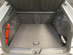 Tavascan Endurance DCC ACC AUT Kam. Navi Pano