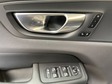 XC60 T6 Twin Engine PHEV Inscription Expression – Bild 9