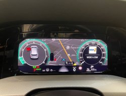 Golf VIII 1.5 eTSI W Style ACC AUT Kam. Navi HUD