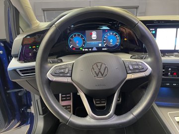 Golf VIII 1.5 eTSI Active ACC AUT Navi Standh. – Bild 11