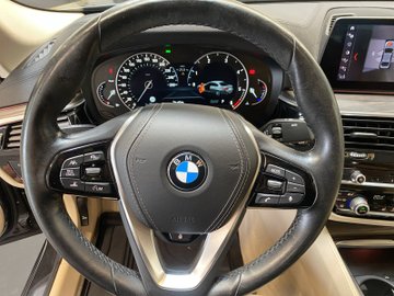 520d Limousine Luxury Line ACC AUT Kam. Leder LM – Bild 11