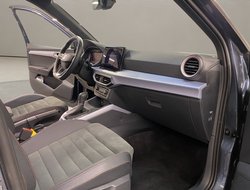 Arona 1.5 TSI FR ACC AHK AUT Kam. Navi Sportp.