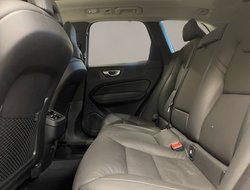 XC60 B5 (E6e) Ultra Dark ACC AHK AUT Kam. Navi