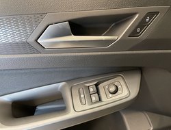 Caddy 1.5 TSI Dark Label Pano ACC AUT Navi Pano