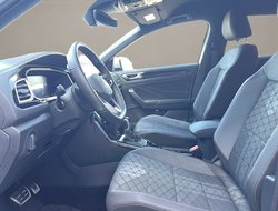 T-Roc 1.5 TSI R-Line R-Line ACC AUT Navi Sportp.
