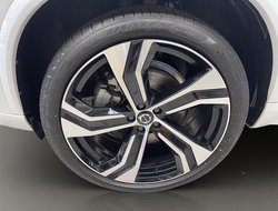 XC90 B5 (Diesel) Ultimate Dark ACC AHK AUT Kam.