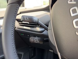 Elroq 50 ACC AHK Kamera Navi LED
