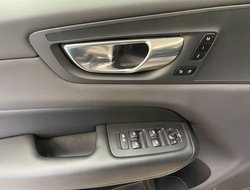 XC60 B4 Plus Dark ACC AHK AUT Kam. Navi Standh.