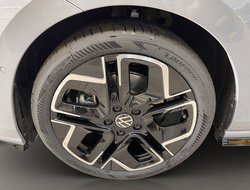 Golf VIII Variant 2.0 TSI 4Motion W R-Line Pano