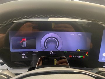 Q6 SUV e-tron performance 225 kW ACC AHK AUT 360 – Bild 12