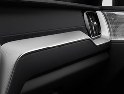 XC60 T8 PHEV Ultra Black Edition GEWERBE!!!