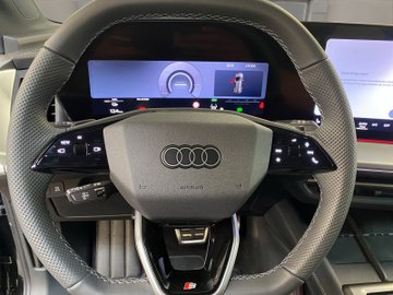 Q4  e-tron performance W AHK AUT Navi Sportp. LM – Bild 11