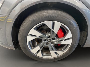 Q8 e-tron Sportback  50 quattro S-Line S-line LM – Bild 7