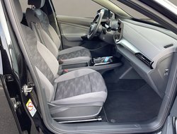 ID.4 (77kWh) Pro mit Infotainment-Paket ACC AUT