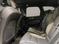 XC 60 B5 (Diesel) Ultimate Dark ACC AHK AUT Kam.