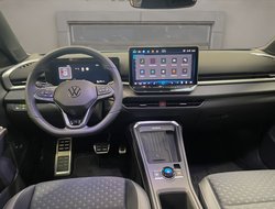 T-Roc R-Line 1.5 l eTSI OPF DSG R-Line IQLight