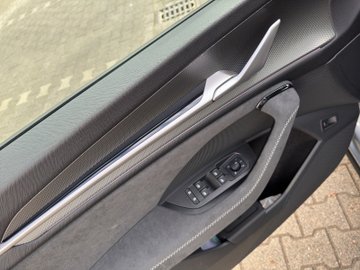 Kodiaq 2.0 TDI DSG 4x4 Sportline DCC AHK Navi Pan – Bild 8
