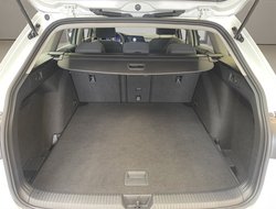 Golf VIII Variant 1.0 TSI Life ACC Kam. Navi LED