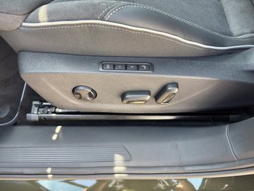 Enyaq 85 Sportline Travel AHK Pano DCC ACC – Bild 9
