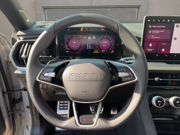 Kodiaq 2.0 TSI 4x4 W RS DCC ACC AHK AUT Navi 360 – Bild 10
