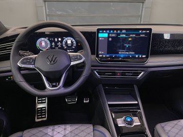 Tiguan R-Line  eHybrid  DSG AHK IQ.DRIVE – Bild 17