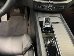 XC60 T8 Twin Engine PHEV R Design Recharge ACC