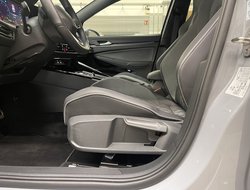 Golf VIII 2.0 TDI R-Line R-Line IQLight AUT Kam.