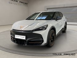 Tavascan Endurance DCC ACC AUT Kam. Navi Pano