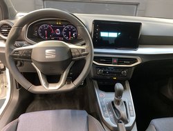 Arona 1.5 TSI FR ACC AHK AUT Kam. Navi Sportp.