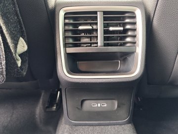 Octavia Combi 2.0 TDI DSG Tour ACC AHK Navi eHeck – Bild 16