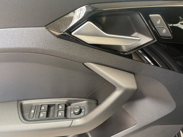 A1 Sportback 25 1.0 TFSI Virtual LM PDC SHZ – Bild 9