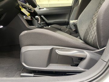 Polo R-Line 7-Gang DSG IQLight ACC Leichtmetallr – Bild 10