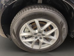 XC60 B5 (E6e) Ultra Dark ACC AHK AUT Kam. Navi