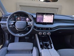 Superb Combi 2.0 TDI W Selection ACC AHK AUT HUD